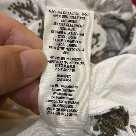 Free People Maui Wowie Palm Print Shirt Size S Surplice Neckline Poncho Sleeves - Picture 14 of 14